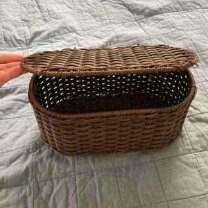 Beautiful woven storage box with lid SALE